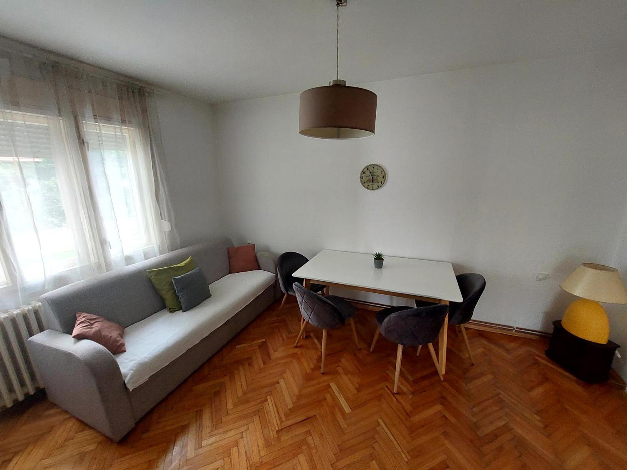 Peaceful And Spacious Apartment With Free Parking Banja Luka Exteriör bild